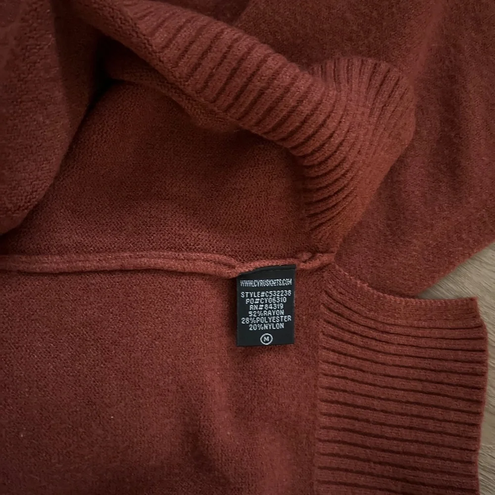 NWOT Cyrus Mock Neck Sweater Vest/Size Medium